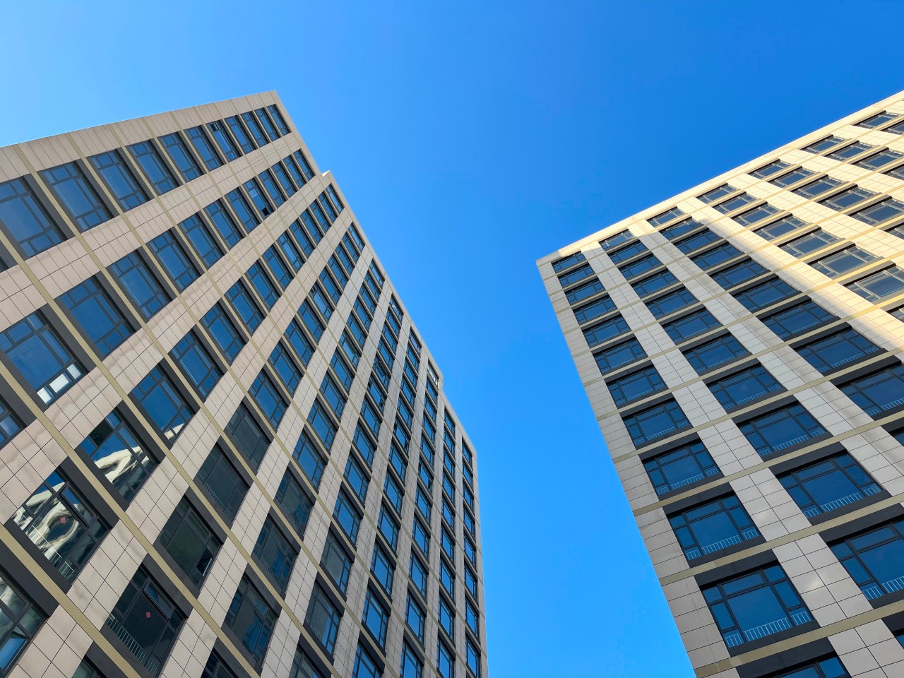 全力構筑建筑外墻防火保溫“安全網”